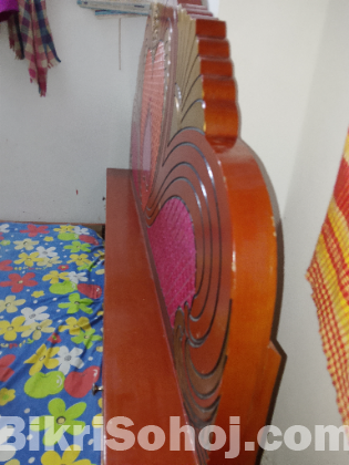 জরুরি বিক্রি – পারটেক্স বোর্ডের ডাবল খাট